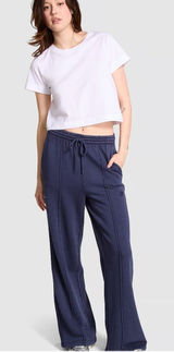 New PINK Victoria’s Secret‎ Ivy Fleece Wide-Leg Sweatpants Photo 0