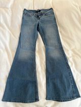 Hollister Low-Rise Flare Jeans Photo 0