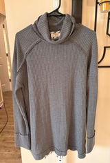 Umgee USA Womens Gray Waffle Knit Cowl Neck Frayed Fringe Hem Top Large Photo 0