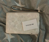 Coach Wristlet Photo 0