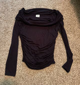 Abercrombie Off-The-Shoulder Long Sleeve Top Photo 0