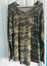 Outfitters Camo Longsleeve Photo 0
