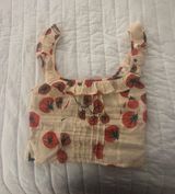 vrg girl tomato top Photo 0