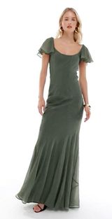 Dark Green Flowy Dress Photo 0