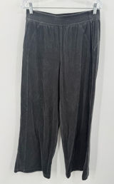 Lululemon Scuba‎ Mid-Rise Wide-Leg Pant Velvet Cord Gray Size 8 Women's Photo 0