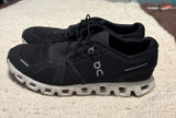 On Cloud Shoes Photo 0