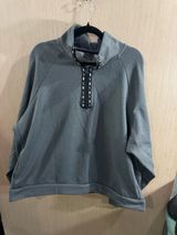Women’s Nike Cropped Gray and Black Quarter-Zip Sweatshirt Size XL Photo 0