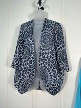 Gap Blue and Tan Lightweight Cardigan Size Medium/Large EUC Photo 0