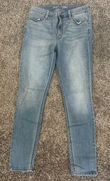 Old Navy High Rise Skinny Jeans Photo 0