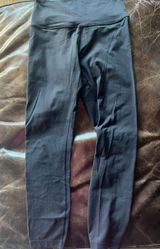 Black Wunder Under Leggings 28” Photo 0