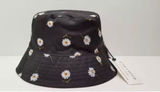 Alice + Olivia Daisy Print Reversible Bucket Hat Black / White One Size Photo 0
