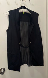 Tailored Sleeveless Black Vest with Notch Lapel Photo 0