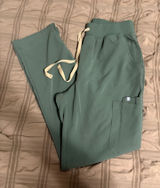 FIGS Yola High-Waisted Photo 0