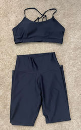 Alo Airlift Yoga 7/8 Leggings & Bra Set Photo 0