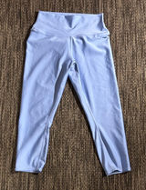 Alo Yoga High Waist Airlift Capri Legging Seashell Blue Size Large Photo 0