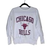 Abercrombie & Fitch White Chicago Bulls Crewneck Sweatshirt‎ XS Basketball GUC Photo 0