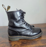 Dr. Martens 1460 W Boots Black Patent Leather 8 Eye Classic Combat Women's 7 Photo 0