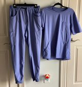 Jaanuu Scrub Set Photo 0