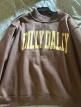 Dilly Dally sweatshirt Photo 0