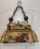 Vintage Victorian Style Floral Tapestry Purse Metal Clasp Frame Muxed Textures Photo 0