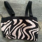 NWT 525 America Revolve crop Top knit Zebra animal print tank size large‎ Photo 0