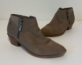 Vera Wang Simply Vera women’s tan brown faux‎ leather block heel ankle boots 7.5 Photo 0