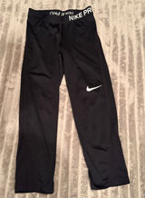 Nike Pro Dri-FIT Black Cropped Leggings / Capri Tights – Women’s Size XS Photo 0