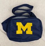 Michigan Wolverines AeroLOFT Belt Bag Crossbody Navy Maize Block M Photo 0