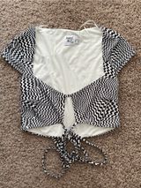 Princess Polly Black & White Zigzag Tie-Front Crop Top Photo 0