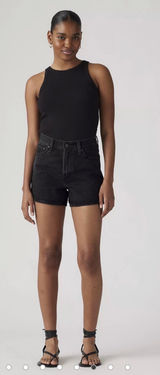 Levi's 80s Mom Women's Shorts Photo 0