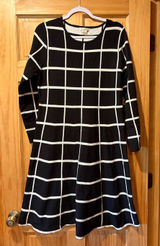 Luxxe Lane long-sleeve knit sweater dress black white women’s XL NWT Photo 0