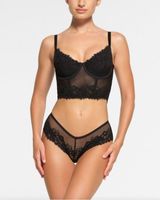 SKIMS Femme Lace Balconette Corset M Photo 0