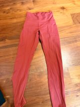 Lululemon Leggings red Photo 0