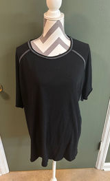 POL Black Women's Short Sleeve Scoop Neck Top Photo 0