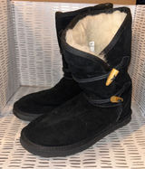 Ukala by EMU Australia Taj Low Black Suede Merino Wool Toggle Boots Womens 9 Photo 0