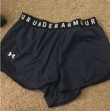 Navy Blue Under Armour Athletic Shorts Size Large Photo 0