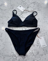 NWT Quince Black Italian V Neck Bikini Top & Low Rise Bottom Set Size XS Photo 0