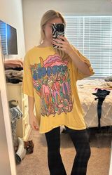 T-shirt Photo 0