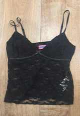 Edikted Black Top Photo 0