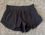 Lululemon Hotty Hot Shorts 2.5" Photo 0