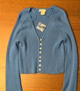 Cropped Sweater Photo 0