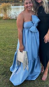 Dress Photo 0