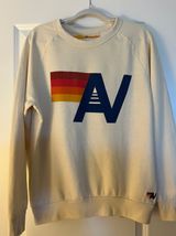Crewneck Photo 0