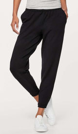 Lululemon Twisted and Tucked Jogger Pant 25" Black Travel Athleisure Womens 8 Photo 0