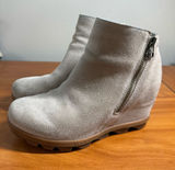 Sorel Joan Of Arctic Wedge II Zip Shoe Women's Soft Taupe Beige Heel Bootie 7.5 Photo 0