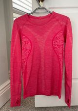 Lulu Hot pink long sleeve Photo 0