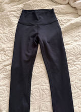 Alo Yoga Leggings Photo 0