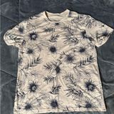 Floral Print Woman’s Shirt Photo 0