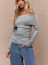 Missguided Off-The-Shoulder Sweater Grey Photo 0