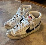 Nike Blazer High-Top Photo 0